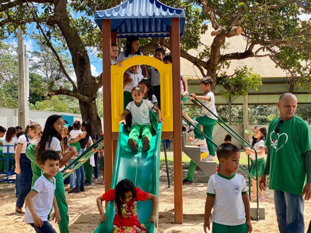 Prefeitura entrega reforma e ampliação de escola na grande Lagoa Seca - Imagem 11
