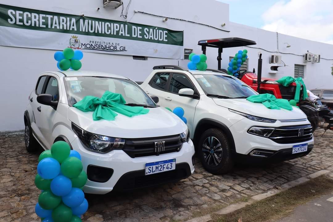 Prefeito João Luiz faz entrega de Veículos para Saúde e Agricultura  - Imagem 5