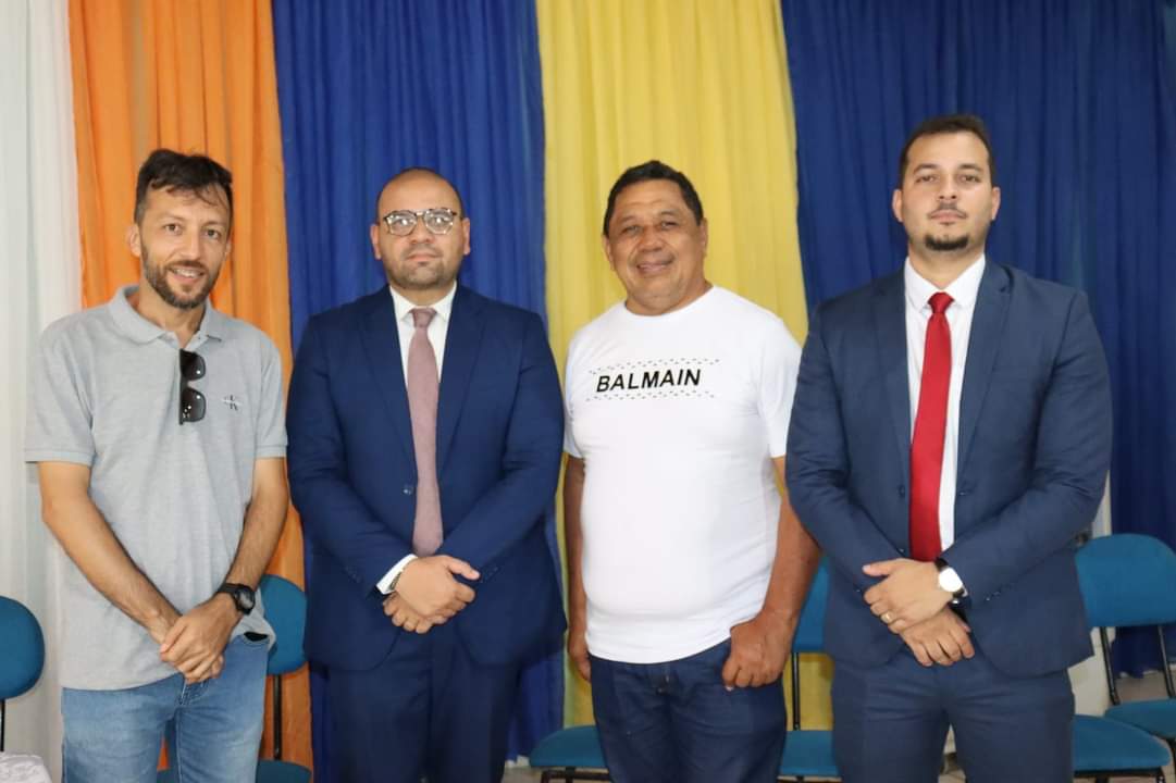 Prefeitura de Monsenhor Gil dá início o Programa Regularização fundiária - Imagem 8