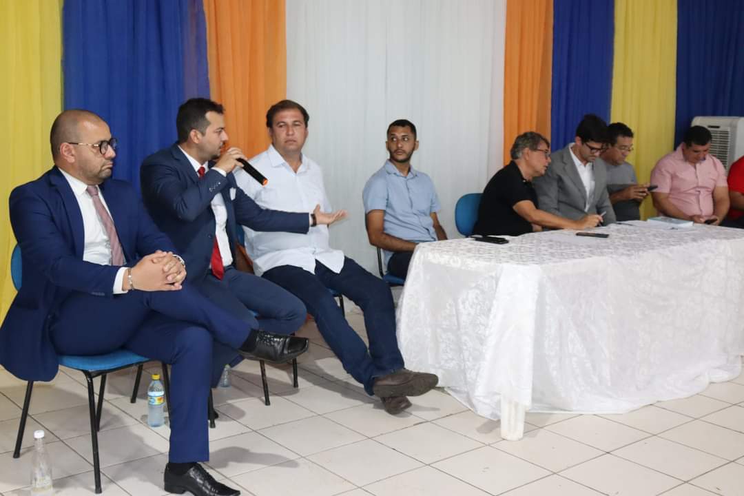 Prefeitura de Monsenhor Gil dá início o Programa Regularização fundiária - Imagem 4