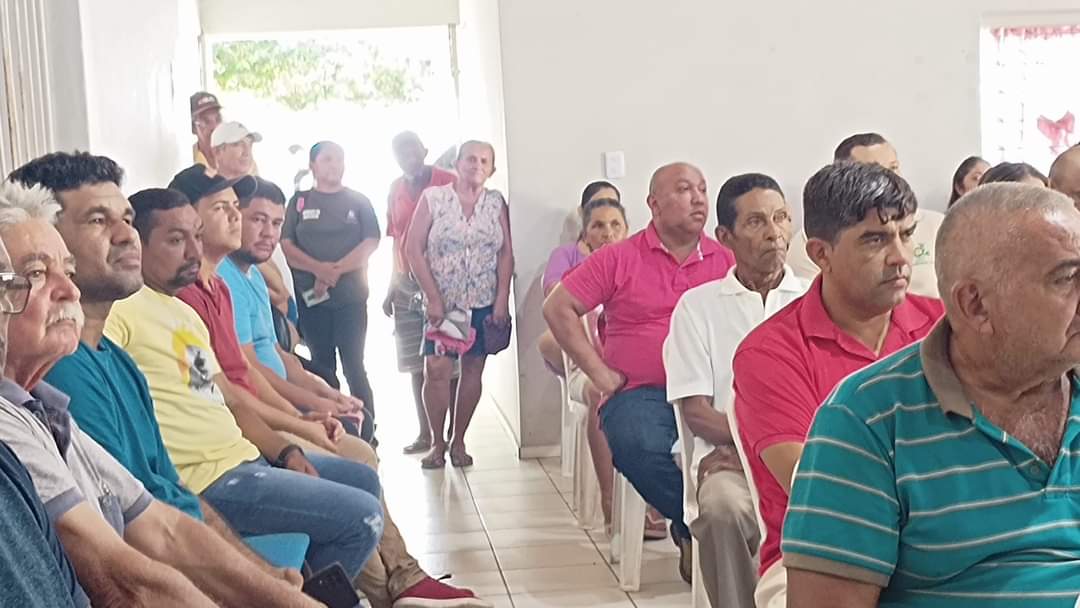 Prefeitura de Monsenhor Gil dá início o Programa Regularização fundiária - Imagem 11