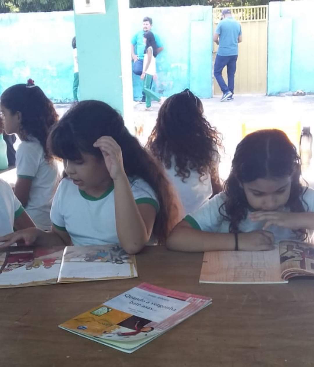 Rede Municipal de Ensino de Monsenhor Gil e o Dia do Livro Infantil  - Imagem 19