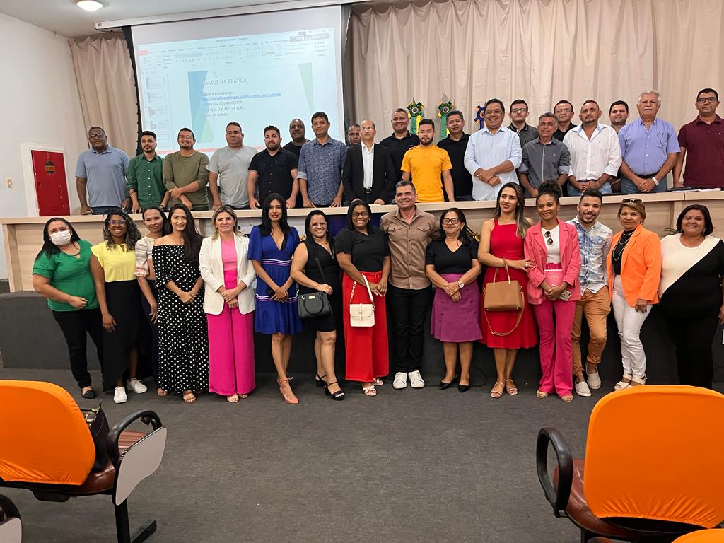 Monsenhor Gil participa de Seminário Sobre a Leis de Incentivo a Cultura - Imagem 1