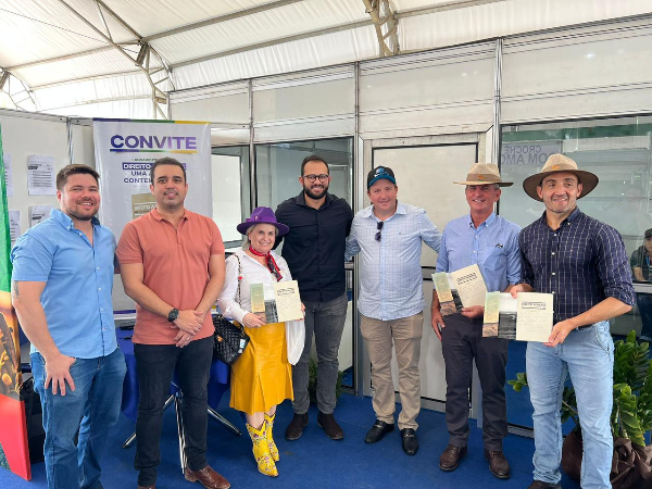 AAP Lança Livro Sobre Direito Agrário na XIV Exposoja