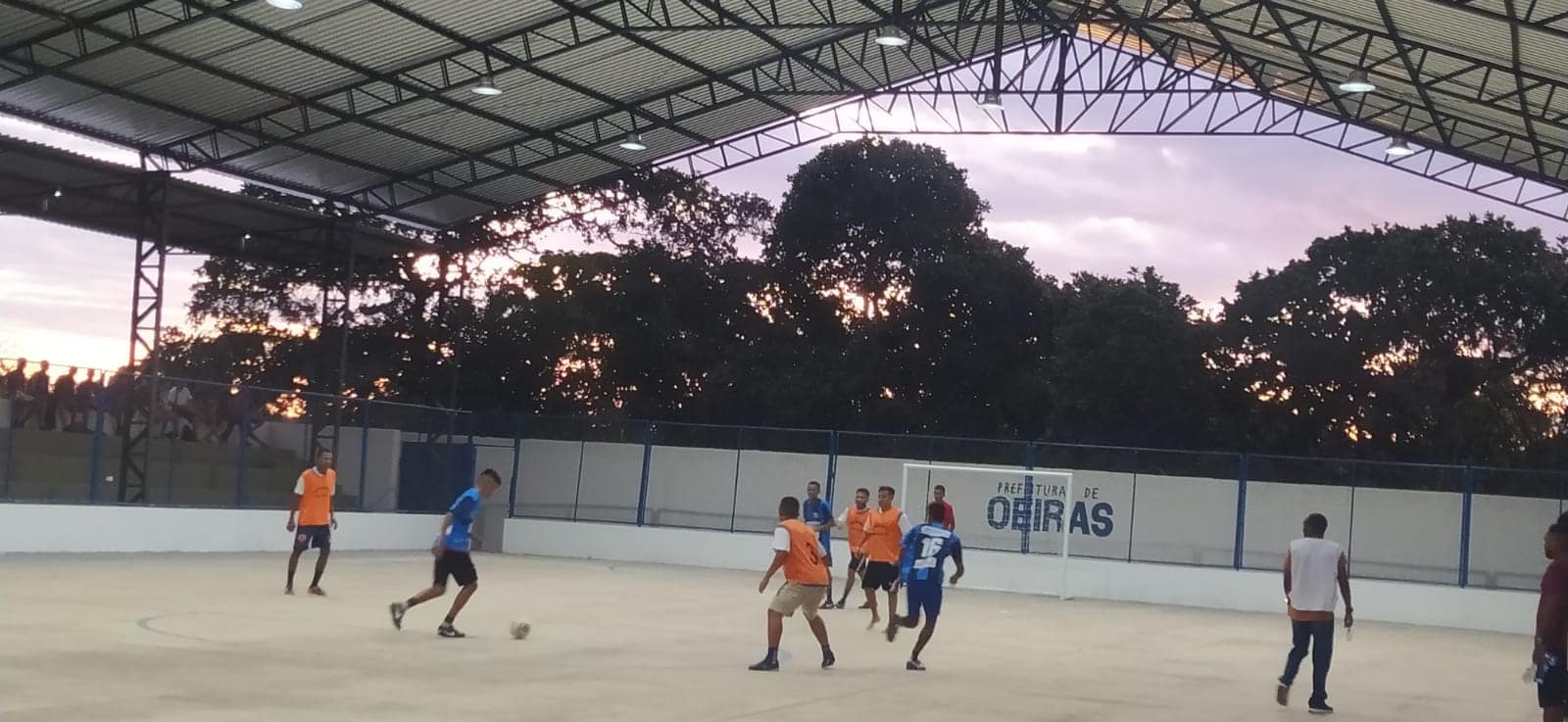 Prefeitura  entrega ginásio poliesportivo no aniversário do Buriti do Rei - Imagem 2