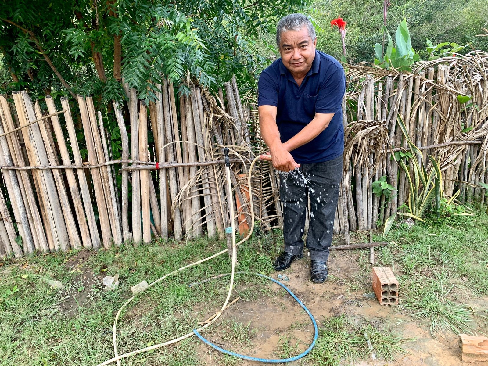 Prefeitura contempla comunidade Pereiras com abastecimento de água - Imagem 4
