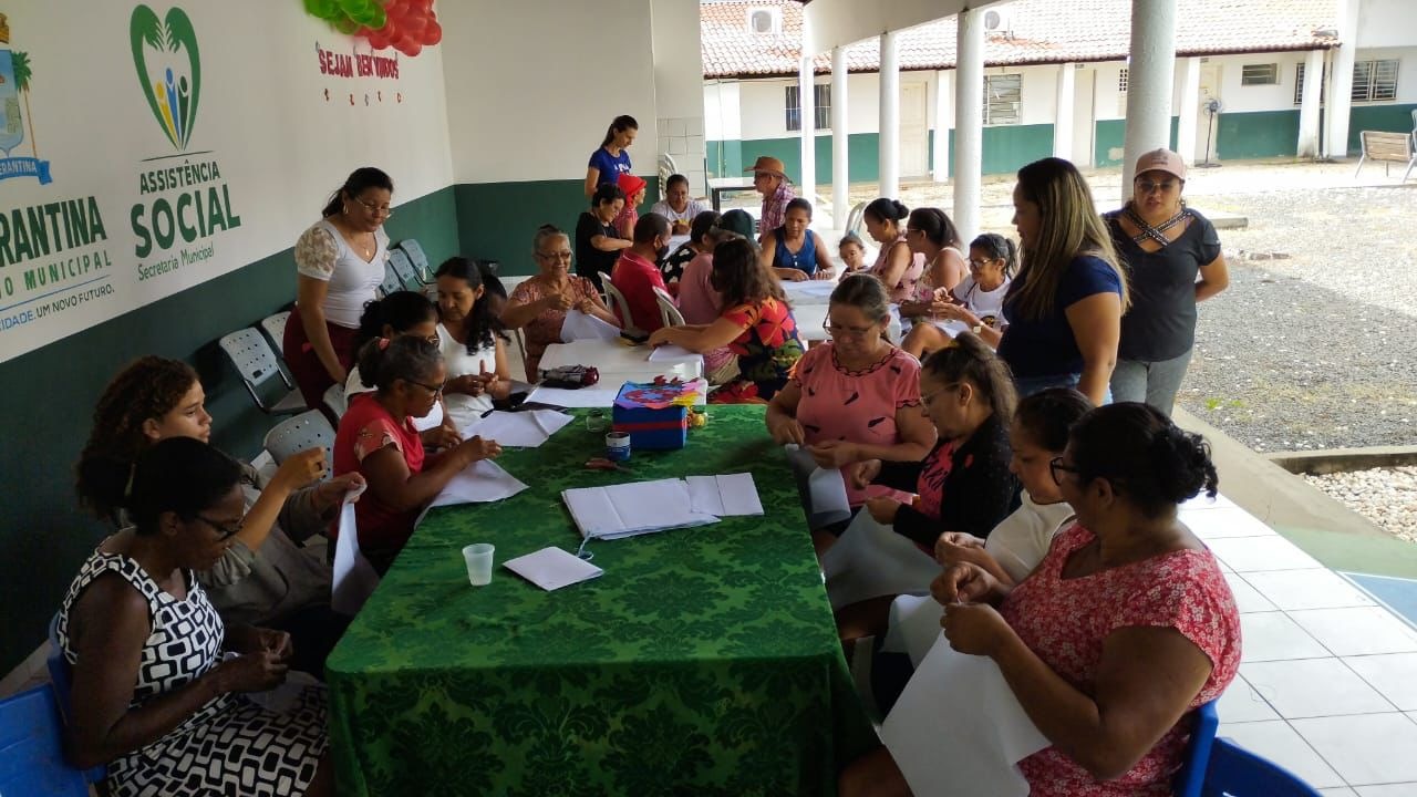 Secretaria de Assistência Social realiza oficina de bordado - Imagem 1