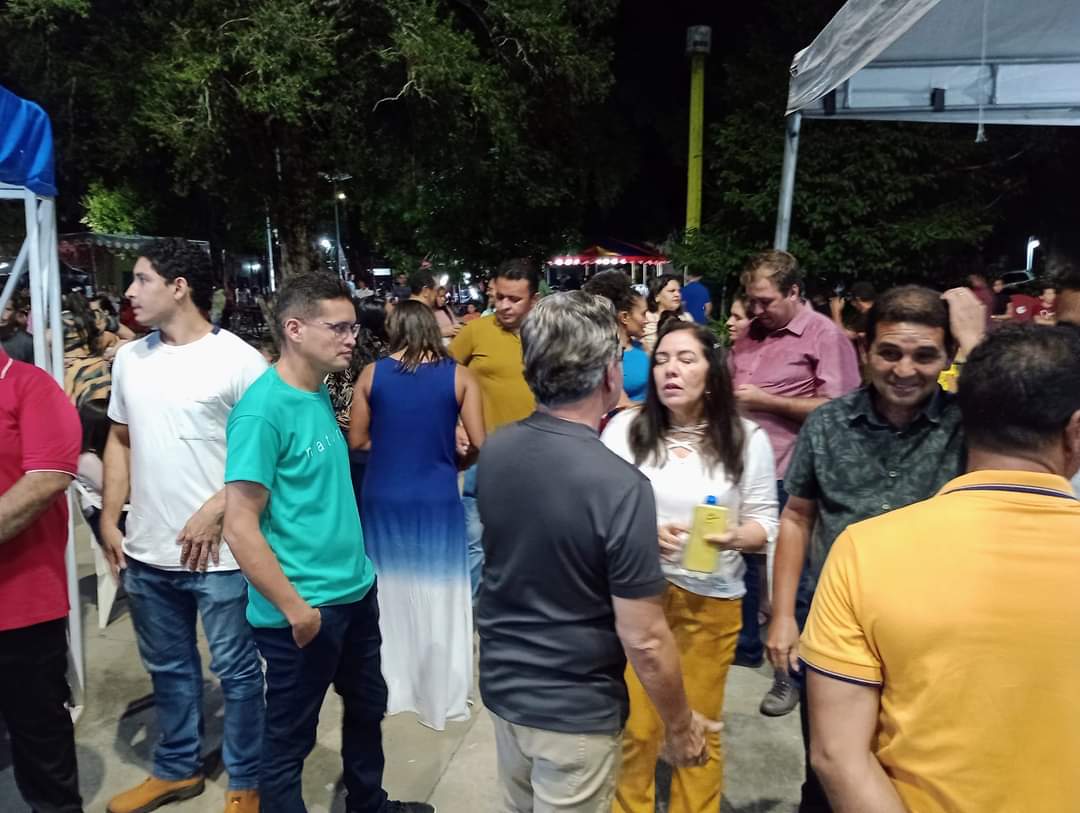 Prefeito João Luiz prestigia 6a noite Festejos de Nossa Senhora de Fátima  - Imagem 19