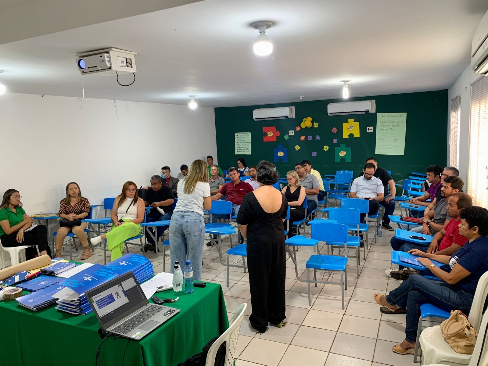 Prefeitura de Esperantina realiza planejamento estratégico com secretários - Imagem 3