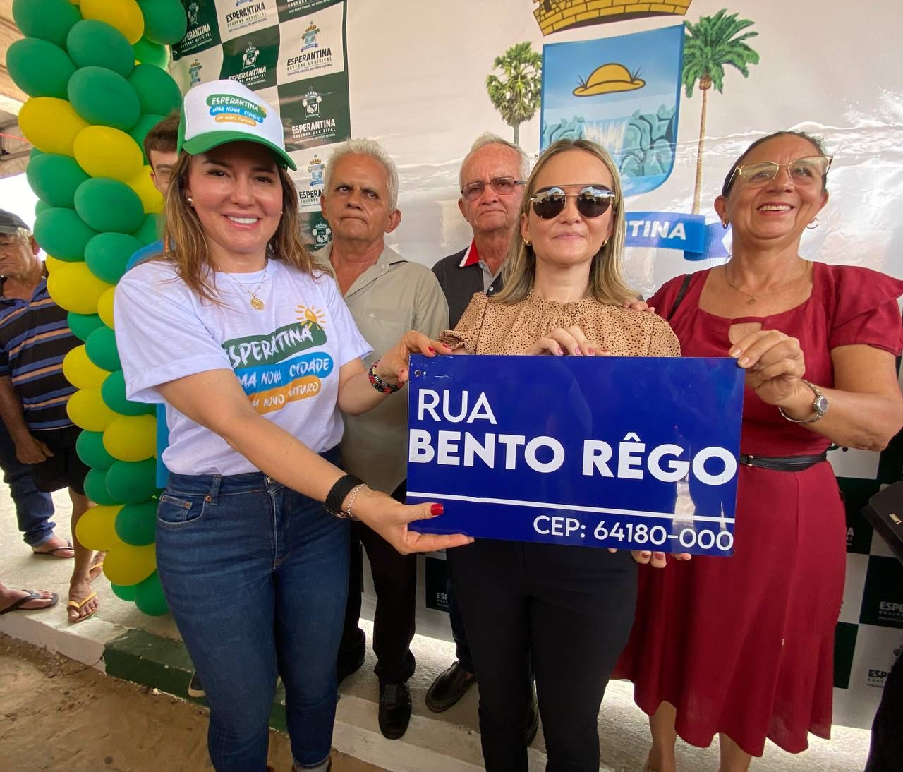 Prefeitura de Esperantina inaugura diversas ruas pelo município. - Imagem 4