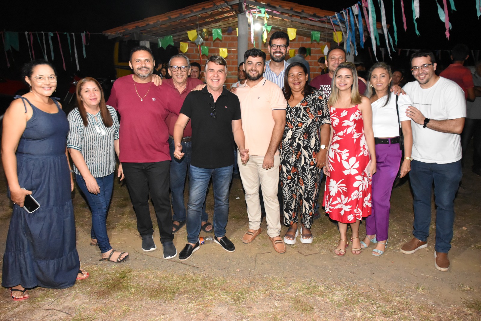 Prefeito João Luiz reúne grupo político aos pés de São Pedro em festejo  - Imagem 4
