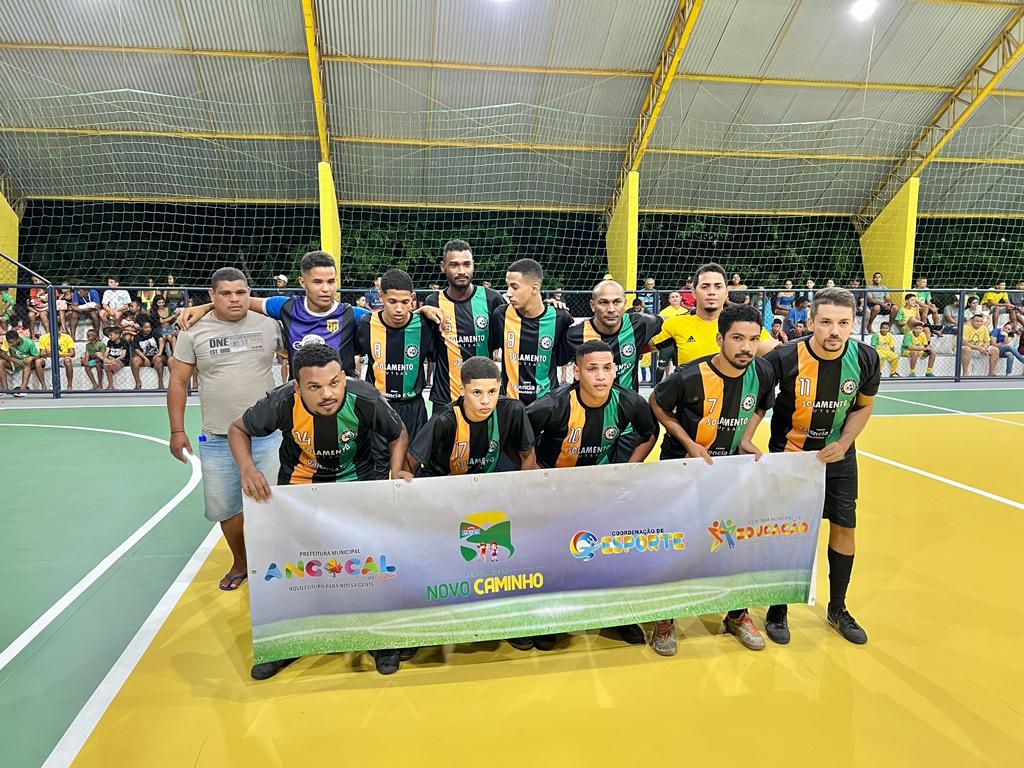 Prefeitura de Angical realiza abertura do campeonato de futsal  - Imagem 1