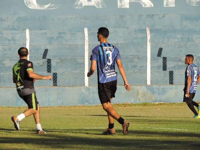 Prefeito João Luiz faz abertura do Torneio de Bairros de Futebol 2023 - Imagem 8