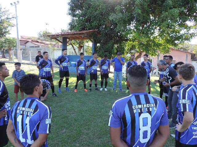 Prefeito João Luiz faz abertura do Torneio de Bairros de Futebol 2023 - Imagem 32