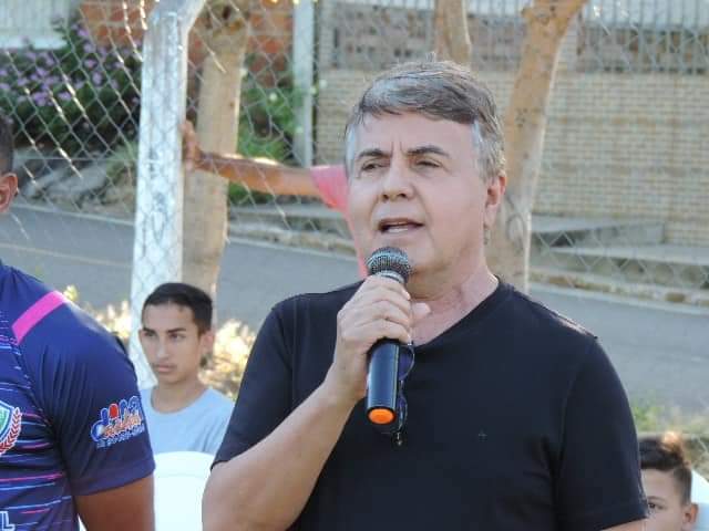 Prefeito João Luiz faz abertura do Torneio de Bairros de Futebol 2023 - Imagem 1