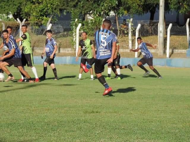 Prefeito João Luiz faz abertura do Torneio de Bairros de Futebol 2023 - Imagem 12