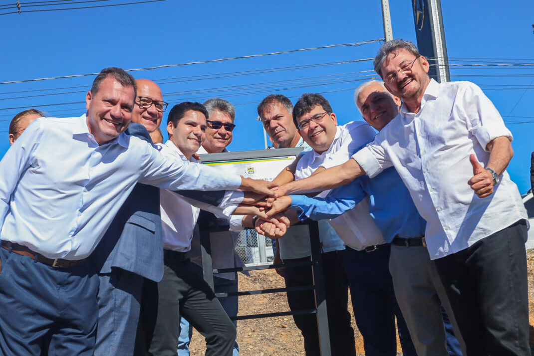 Governador diz para prefeito que duplicação da BR deve ir até Mons.  Gil  - Imagem 9