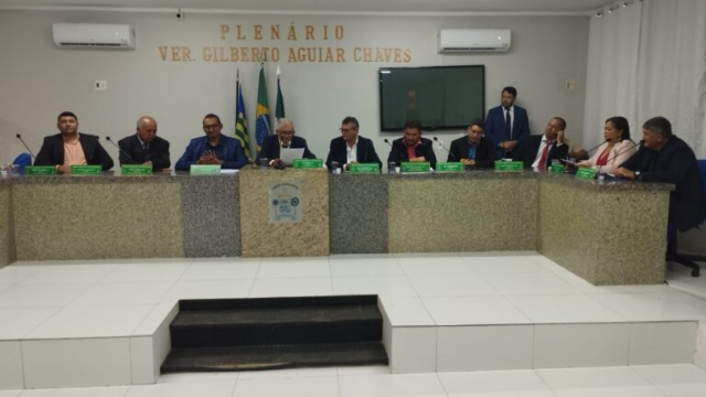 Projetos do Executivo são aprovados em sessão na Câmara de Esperantina