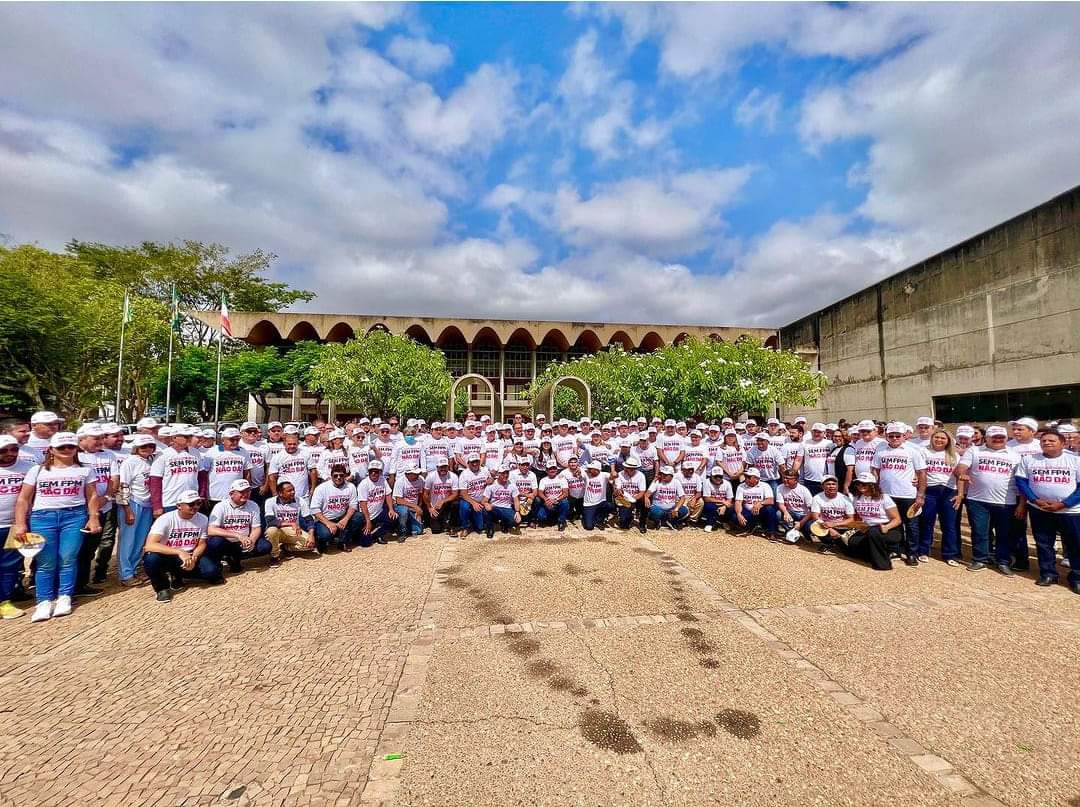 Prefeito João Luiz se consolida como grande líder municipalista piauiense  - Imagem 9