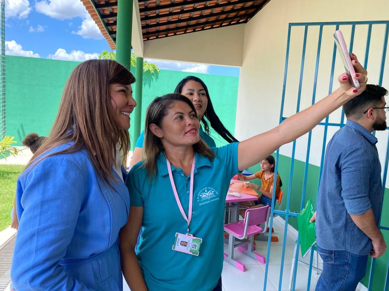 Prefeita Ivanária entrega reforma e ampliação da escola Maria Luiza Teles - Imagem 9
