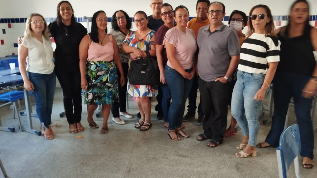 Preparando o Futuro: SEMEC anuncia o retorno às aulas e planeja as ações ed