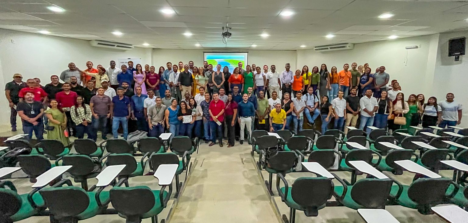 Matéria: Participação Ativa da SEMMAN no Seminário do Comitê da Bacia Hidro - Imagem 1