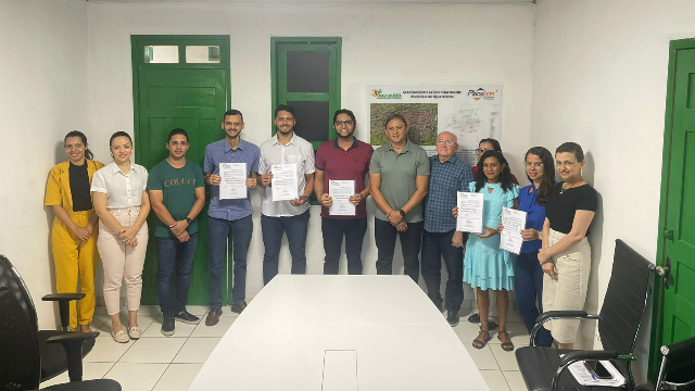 Prefeito nomeia novos aprovados no concurso da Prefeitura de Água Branca