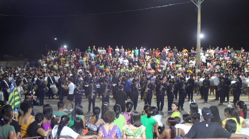 DESFILE CÍVICO EM URUÇUÍ: TRADIÇÃO, HISTÓRIA E RECONHECIMENTO - Imagem 5