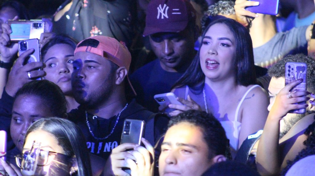 Prefeito Dr. Wagner Coelho Surpreende Mais uma Vez com Grandiosa Festa pelo - Imagem 4