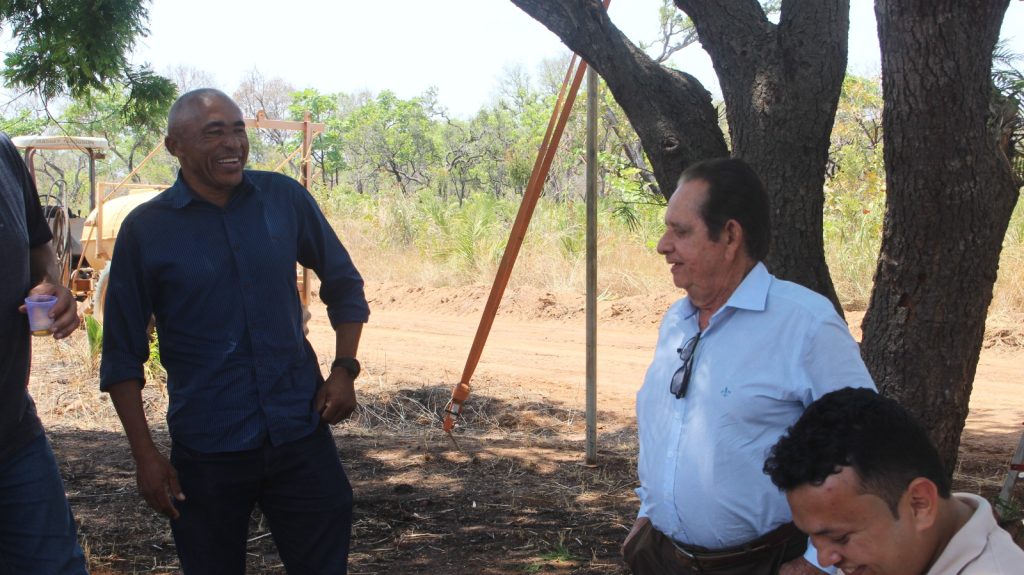 Reconhecimento ao Prefeito de Uruçuí pela construção da Estrada da Cabeluda - Imagem 7