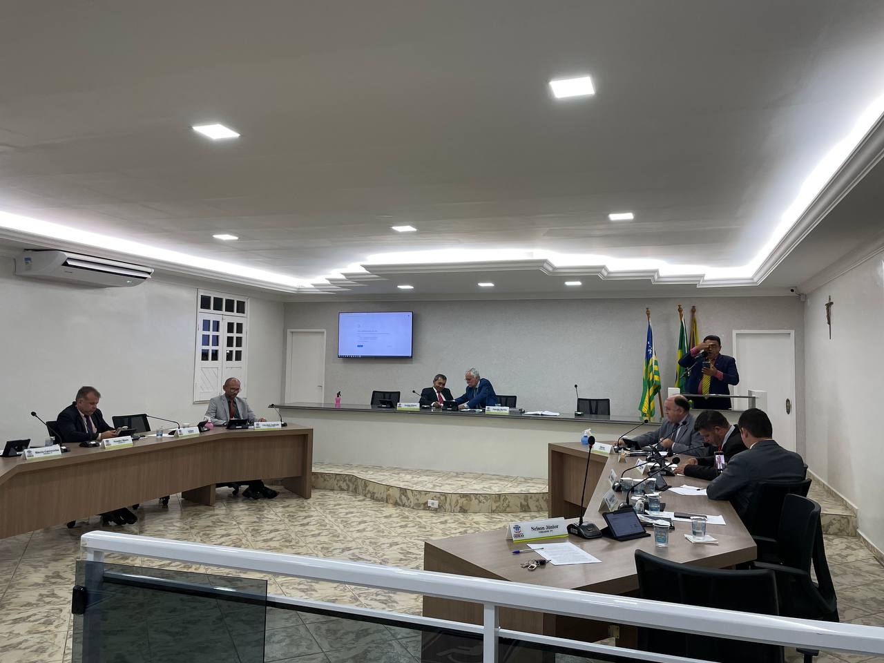 Câmara aprova crédito especial para piso nacional da Enfermagem em Oeiras - Imagem 1