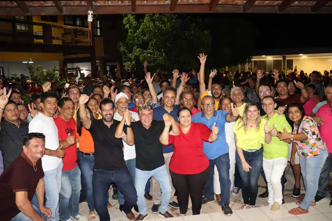 Prefeito João Luiz apresenta a pré candidatura a prefeito de Evandro Abreu - Imagem 6