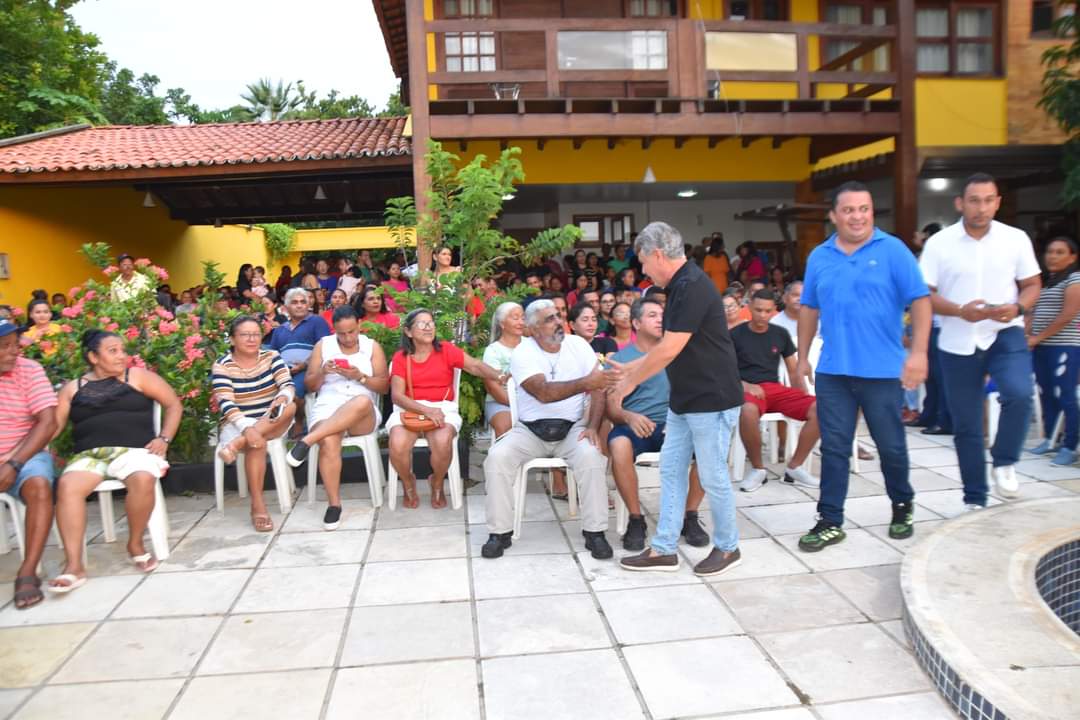 Prefeito João Luiz apresenta a pré candidatura a prefeito de Evandro Abreu - Imagem 10
