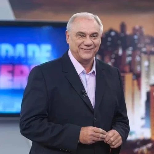 Relembre os grandes nomes da TV brasileira que não estão mais entre nós - imagem 124358