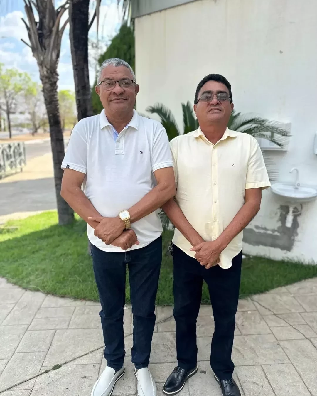 Pref. Marcelino Almeida e irmão eleito se reúne com senador Marcelo Castro - Imagem 2