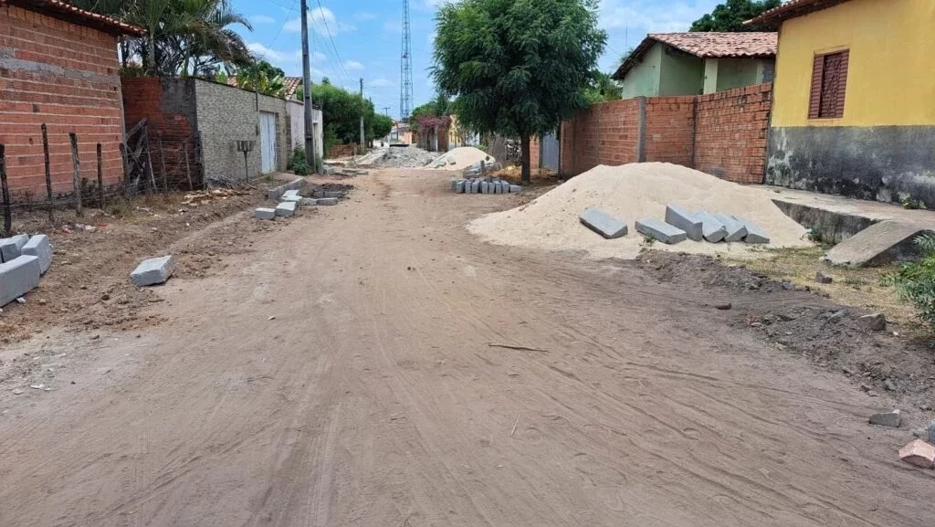 São João do Arraial avança em obras de calçamento na zona urbana - Imagem 2