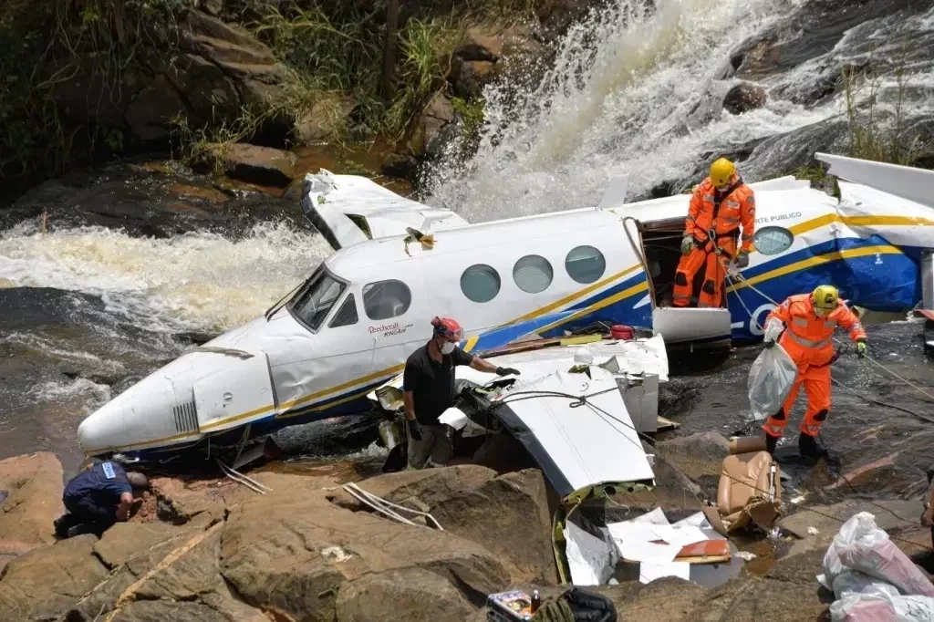 Três anos sem Marília Mendonça: relembre o acidente que matou a cantora e mais 4  - imagem 125111