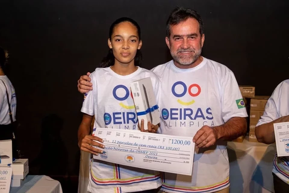 Prefeito Zé Raimundo garante auxílio a estudantes universitários de Oeiras - Imagem 1