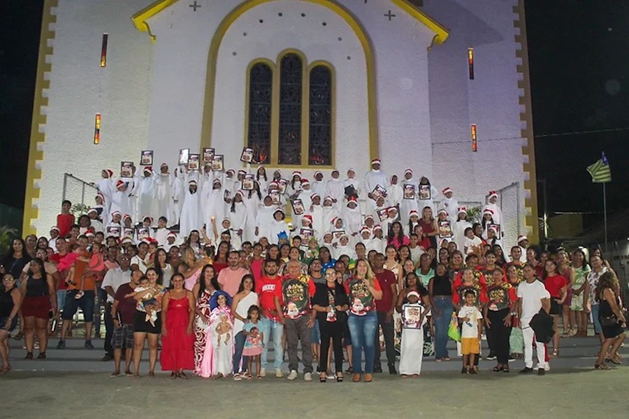 Prefeitura de Piripiri realiza Cantata Natalina com o Coral Terra Querida