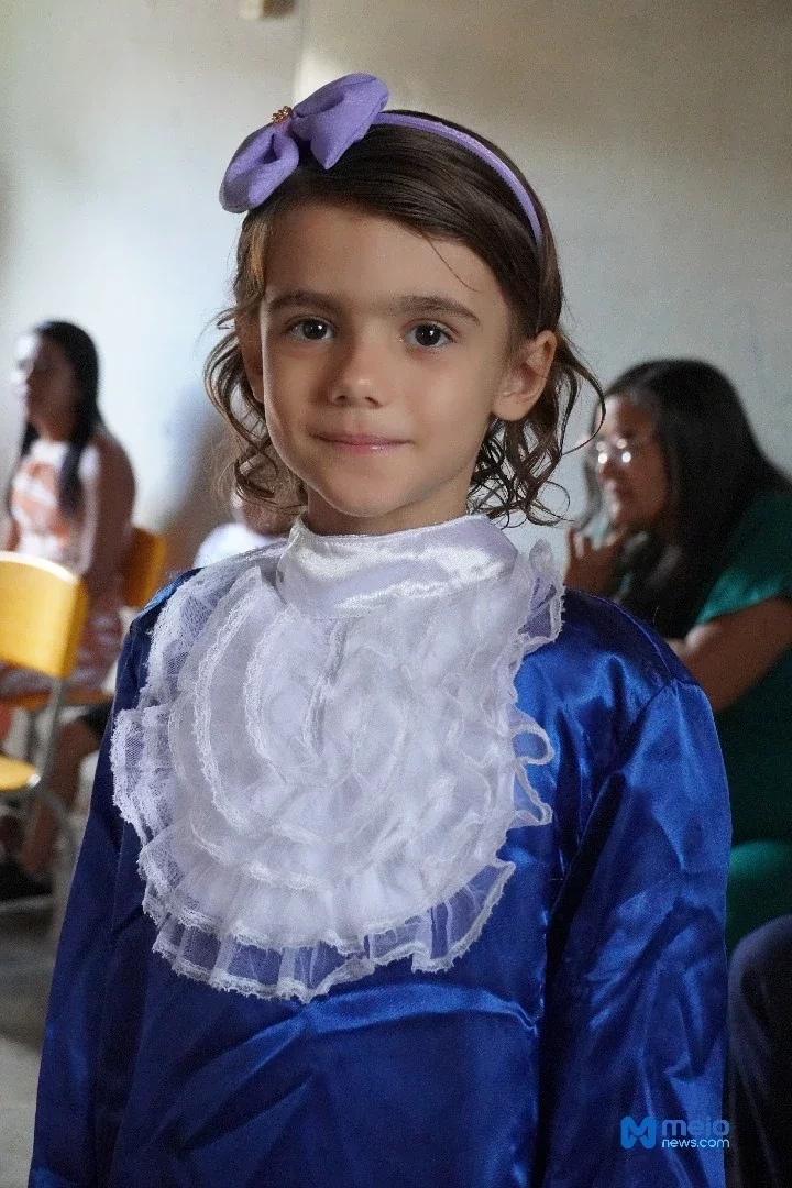 Escola Raimundo Antônio Ferreira encerra ano letivo com ensaio fotográfico. - Imagem 6