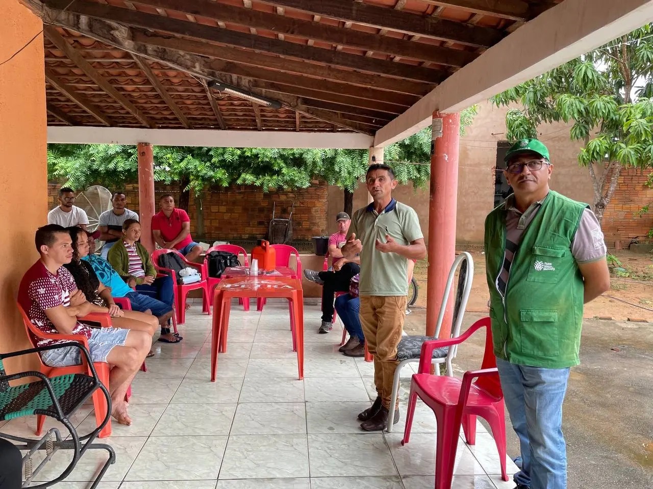 Prefeitura capacita agricultores sobre associativismo e avicultura - Imagem 2