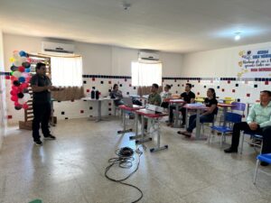 Secretaria Municipal de Educação realizou hoje uma reunião com o Tema: Busc - Imagem 5