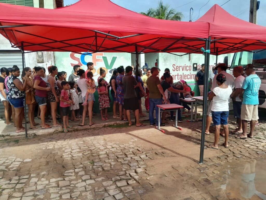 Prefeitura de São João do Arraial distribui 4 toneladas de peixes - Imagem 3