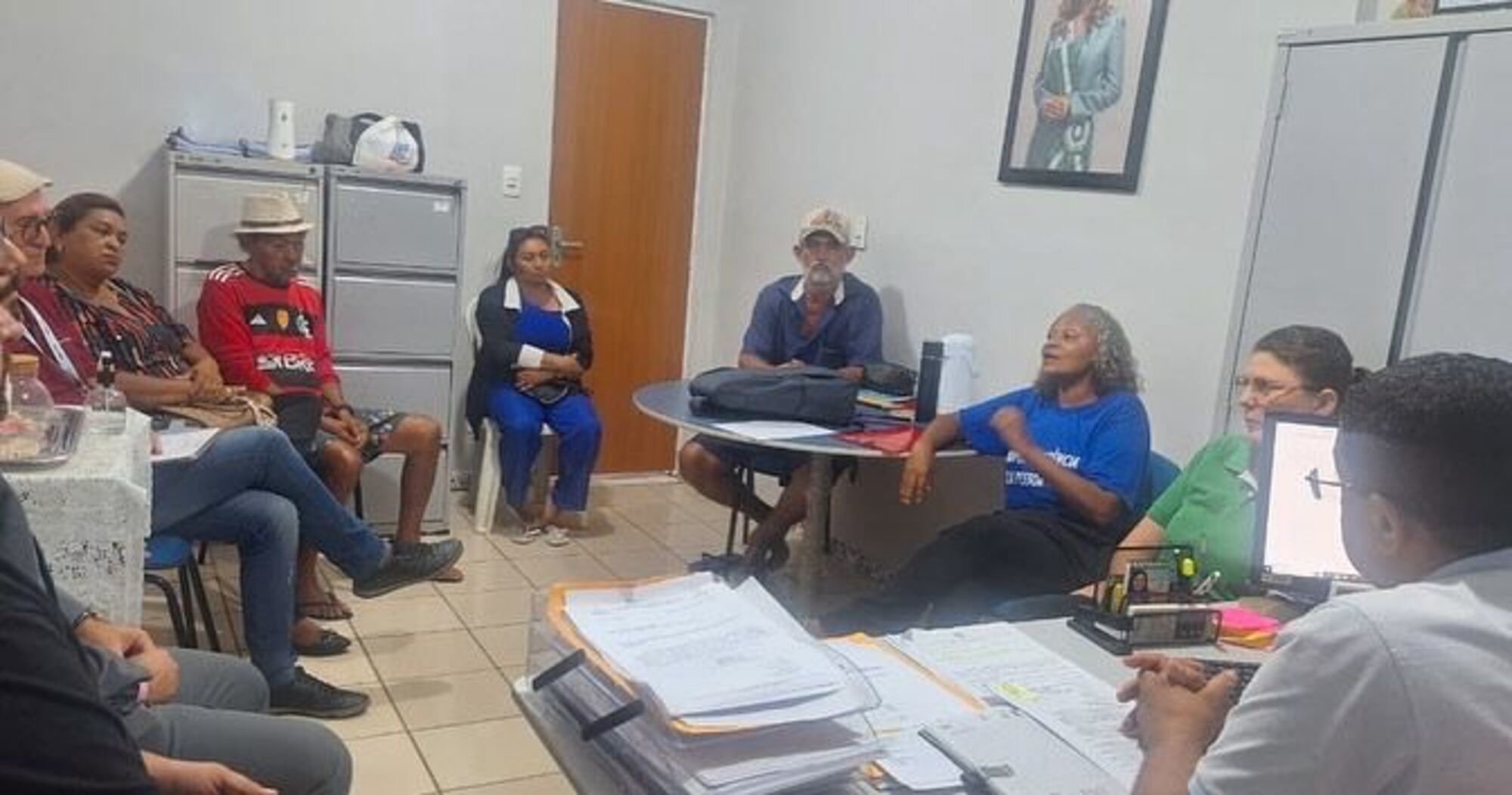 Esperantina fortalece políticas para idosos em reunião interinstitucional.