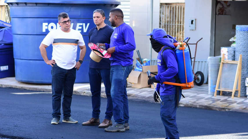 Pavimentação de mais de 40 trechos de ruas iniciam em Água Branca