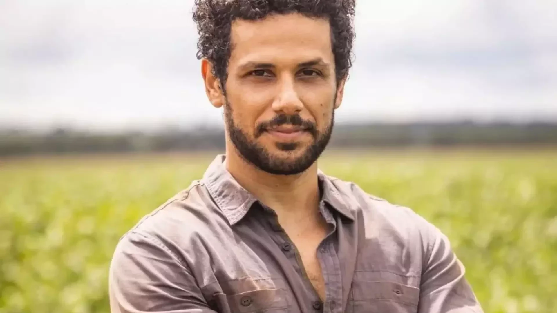 Se surpreenda com esses oito atores brasileiros que se assumiram LGBT - imagem 119364