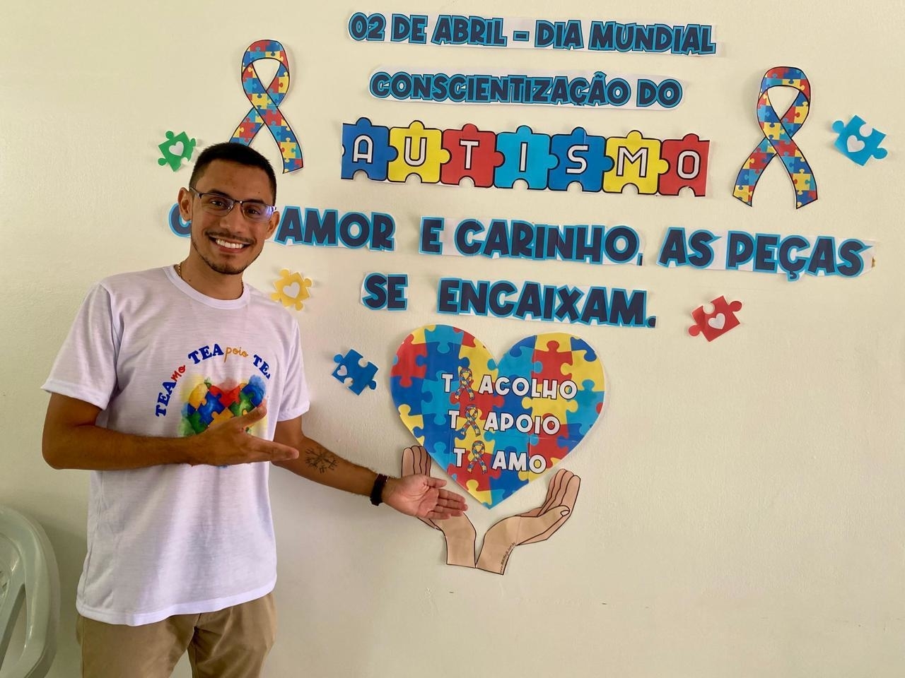 Prefeitura promove palestra em celebração ao Dia Mundial do Autismo.