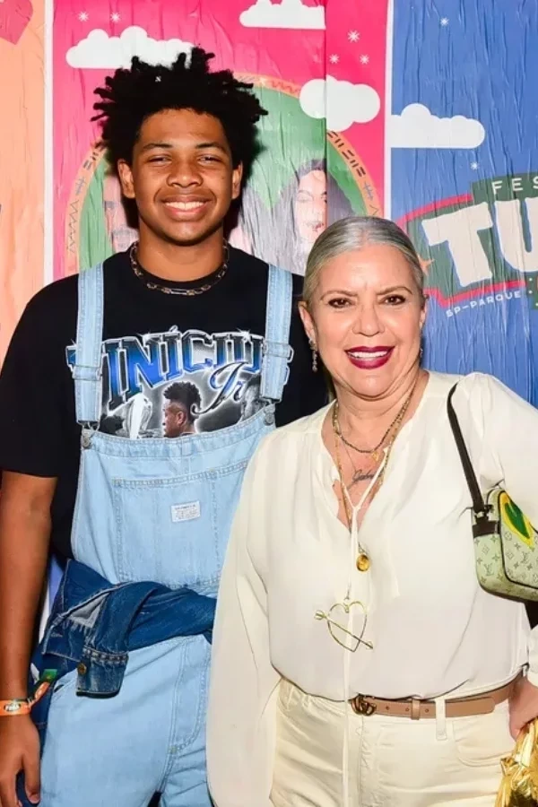 Conheça seis famosas que não pouparam esforços para realizar o sonho de ser mãe - imagem 119610