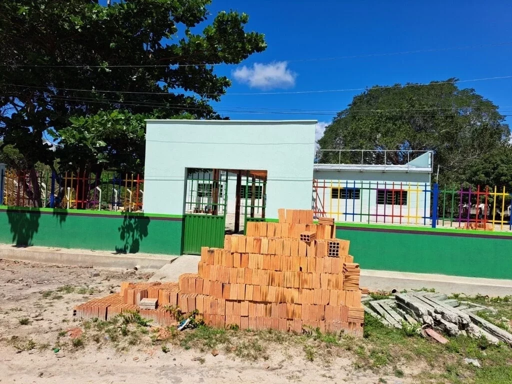 Reforma e ampliação da escola Mariano de Oliveira segue em ritmo acelerado - Imagem 11