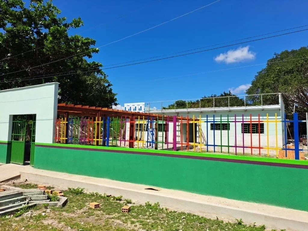 Reforma e ampliação da escola Mariano de Oliveira segue em ritmo acelerado - Imagem 12